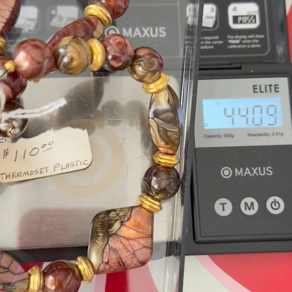 Vintage 32” Thermoset Lucite Tiger’s Eye Opalescent Moon Glow Necklace 1960s